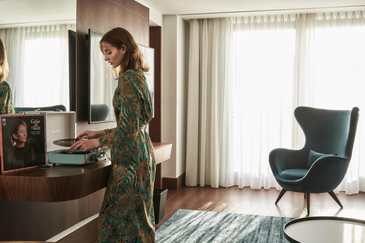 Executive King Suite,1723057396:JPEG